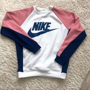Nike Pullover Sweatshirt